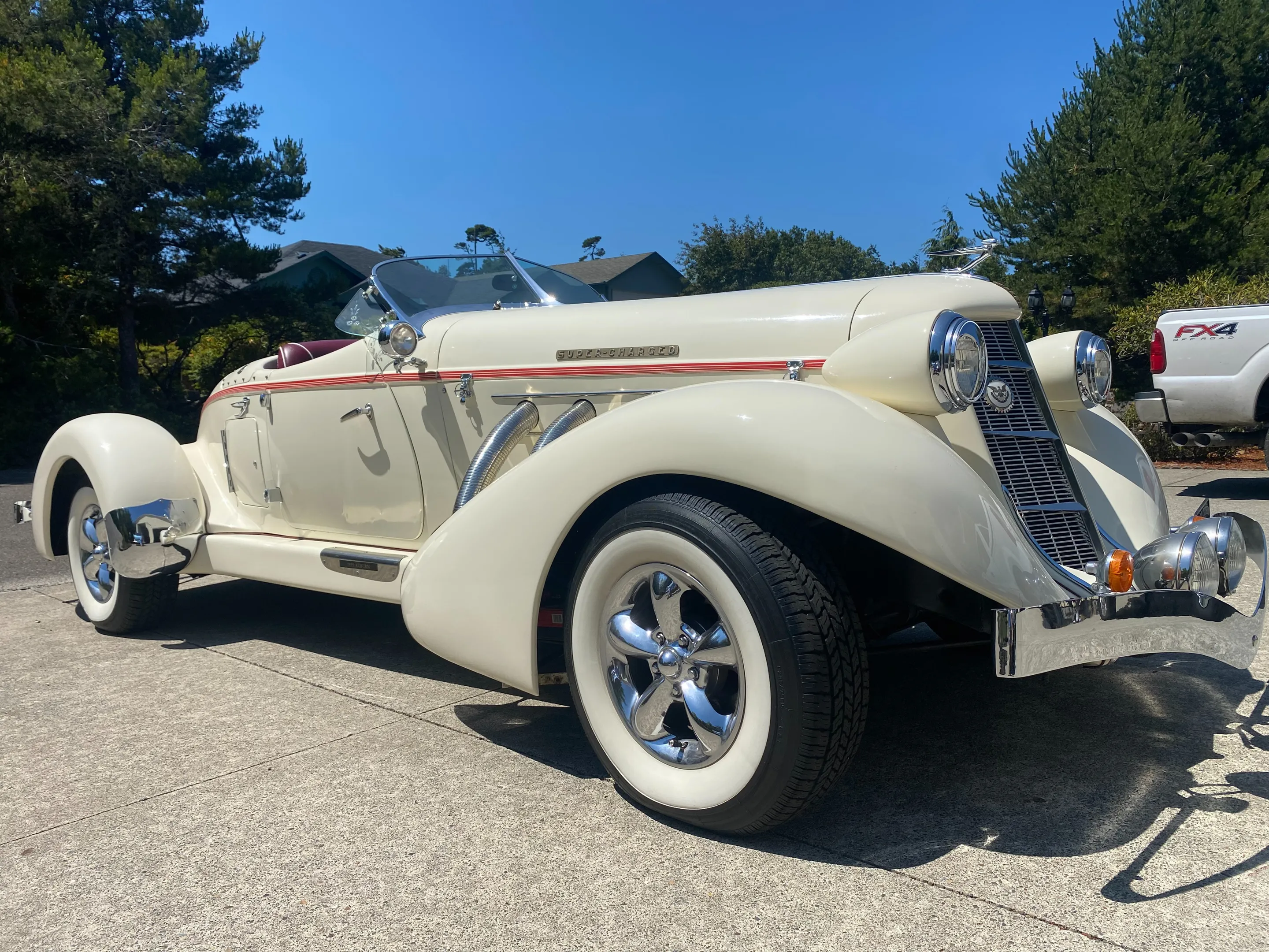 1935 Auburn 876 Boat Tail Speedster Replica